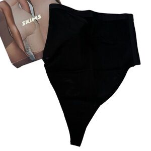 SKIMS Power Mesh/Sheer Sculpting Thong